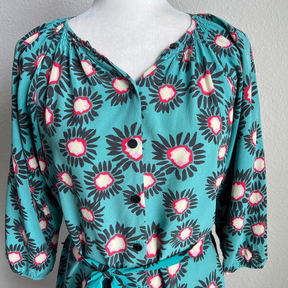 Tucker Silk Belted Shift Dress Women's M Green Print Button Front Modest Chic - Picture 2 of 9
